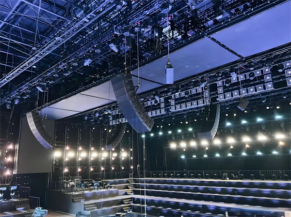 录课系统是一种用于记录和存储教学内容的工具