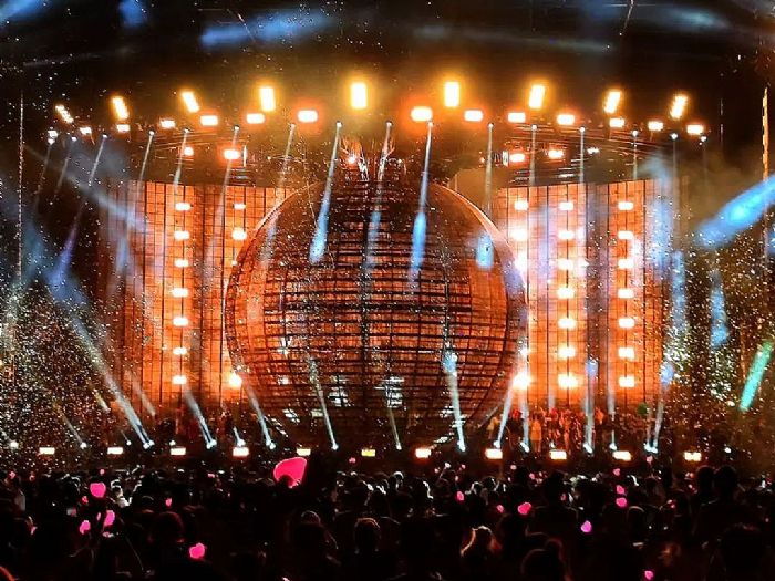 每个省级领导要和20家企业建立直接联系