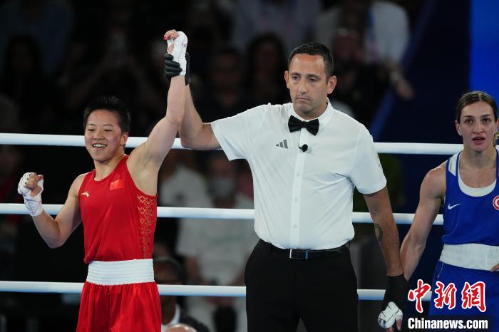 巴黎奥运会拳击冠军吴愉：奖杯上名字终于写对