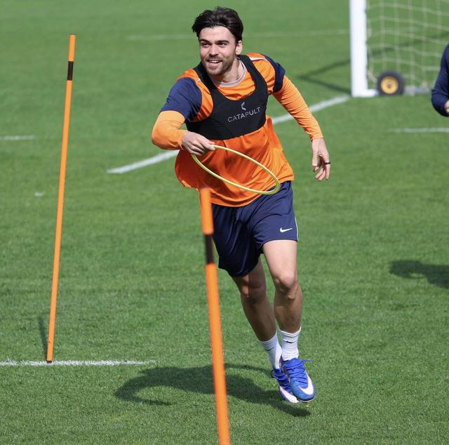 山东泰山备战大连英博：三外援缺席训练，高准