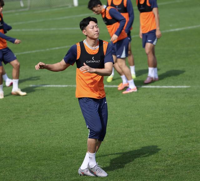 山东泰山备战大连英博：三外援缺席训练，高准