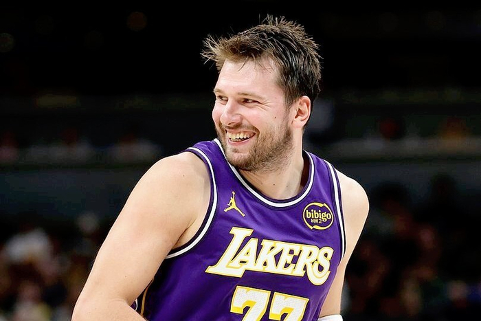 东契奇赴德接受干细胞治疗有望提前回归湖人季